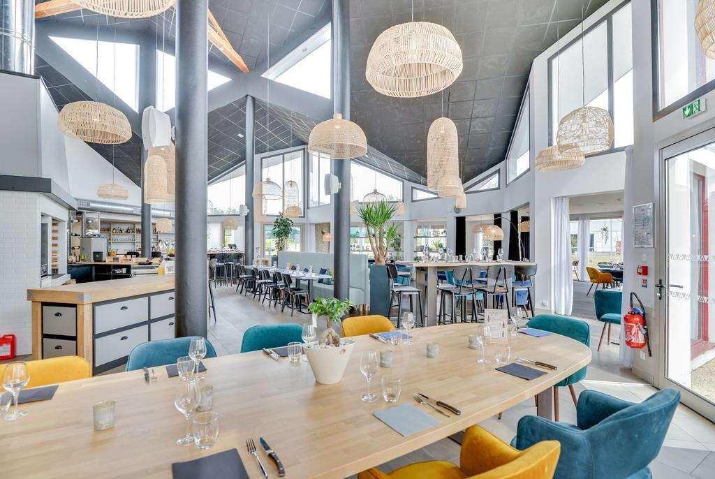 Étrelles Brit Hotel Au Pays De Vitre מסעדה תמונה
